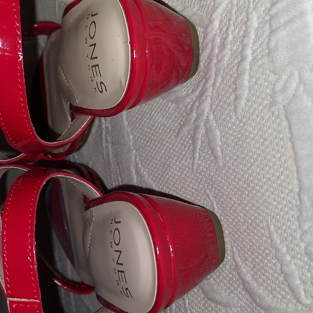 Jones New York Carmyy Sandals - Picture 4 of 11
